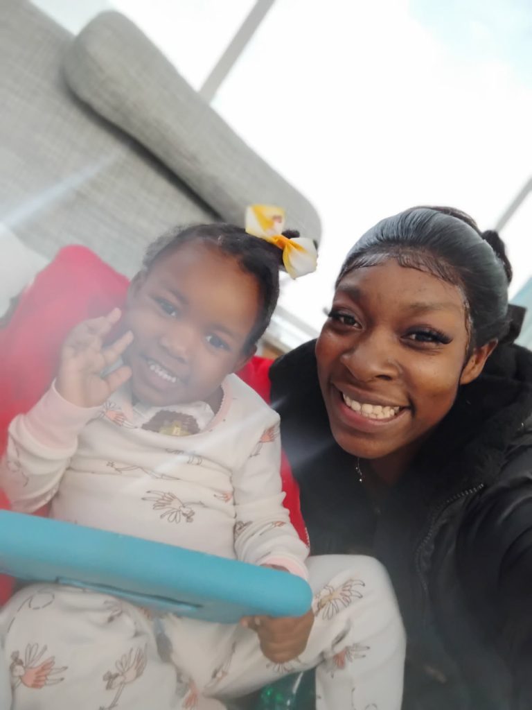 su'kauni lee